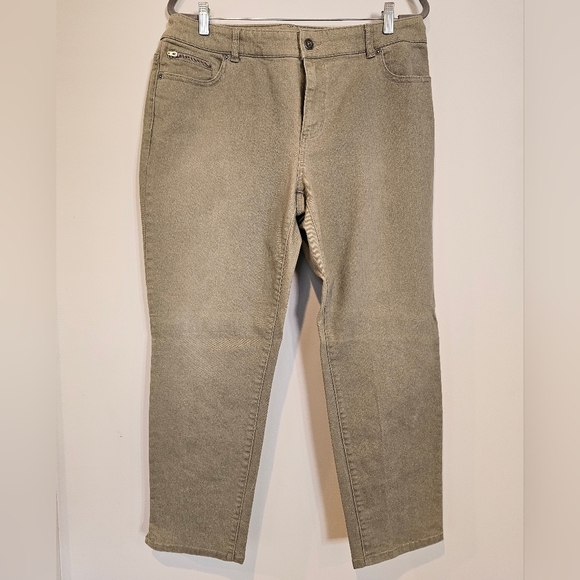 Chico's Platinum Denim Olive Green Size 2.5 (14) Ultimate Fit Ankle - Picture 1 of 9